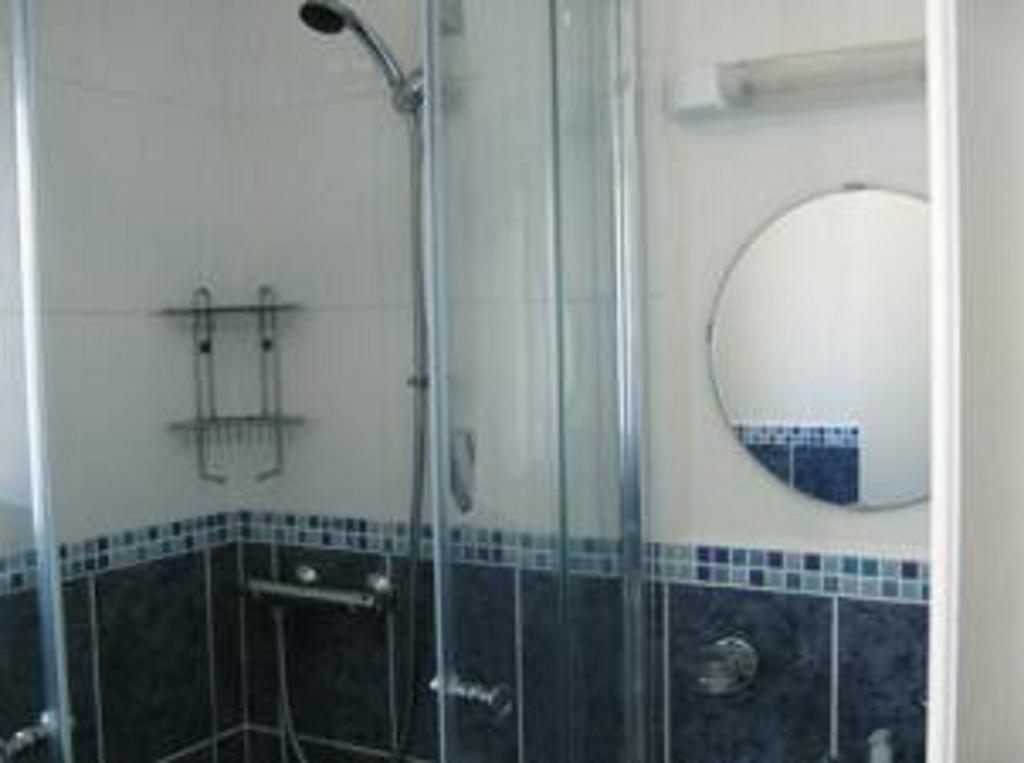 The Caraneal Hotel Plymouth Room photo